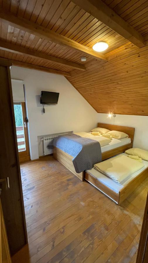 יהורינה Guest House Alpha Ski Camp מראה חיצוני תמונה