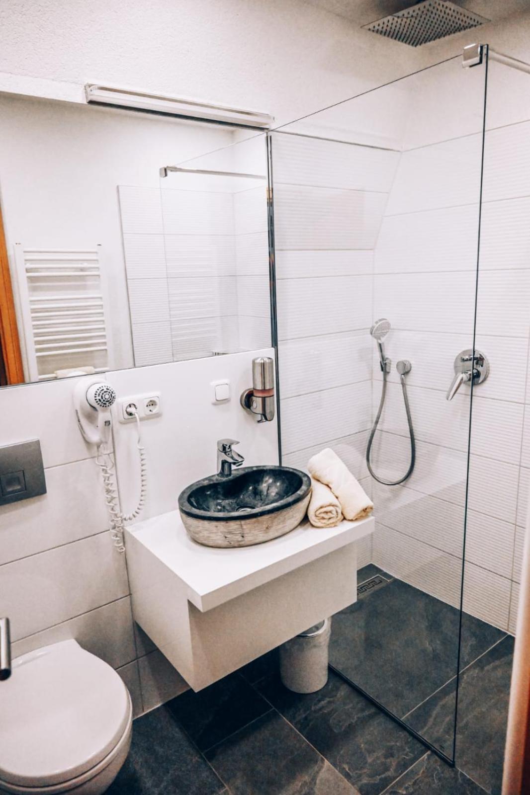 יהורינה Guest House Alpha Ski Camp חדר תמונה