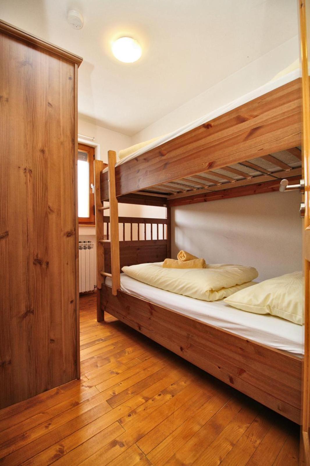 יהורינה Guest House Alpha Ski Camp מראה חיצוני תמונה