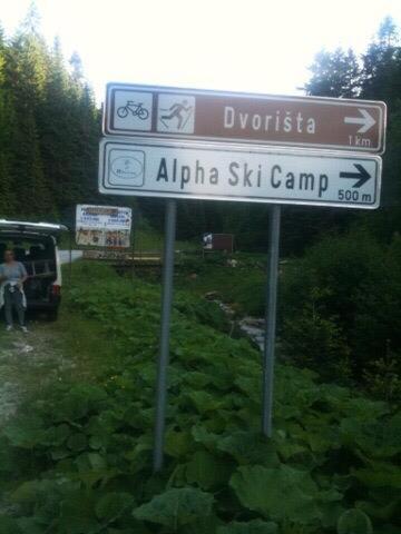 יהורינה Guest House Alpha Ski Camp מראה חיצוני תמונה